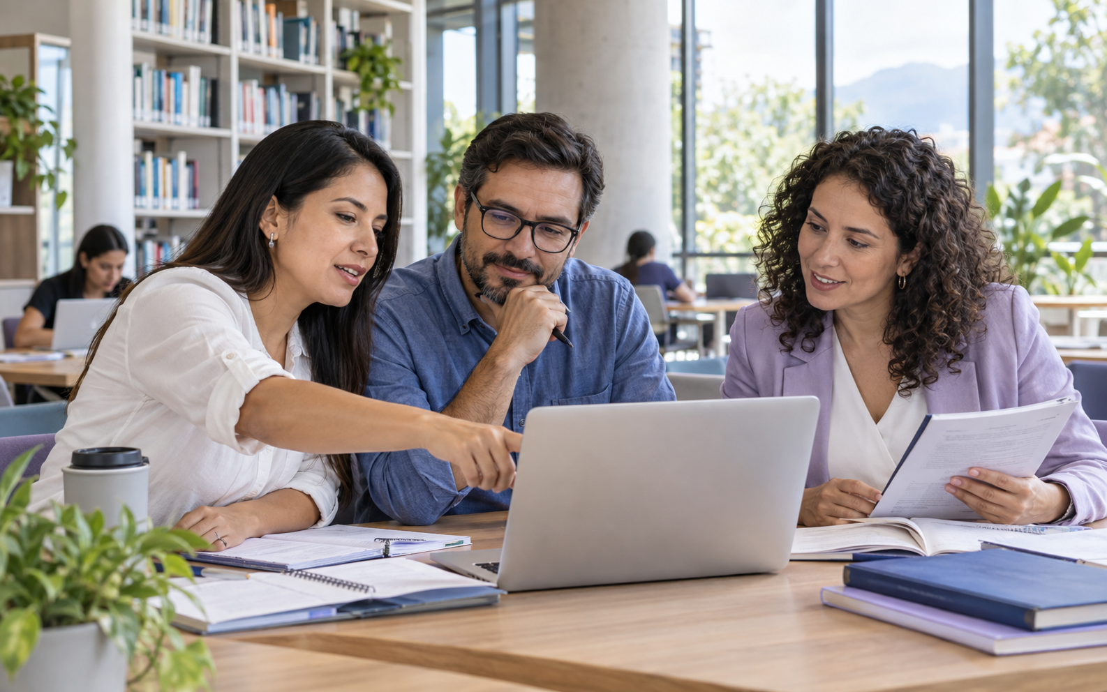 Estudiantes de especializaciones de Aprende Virtual